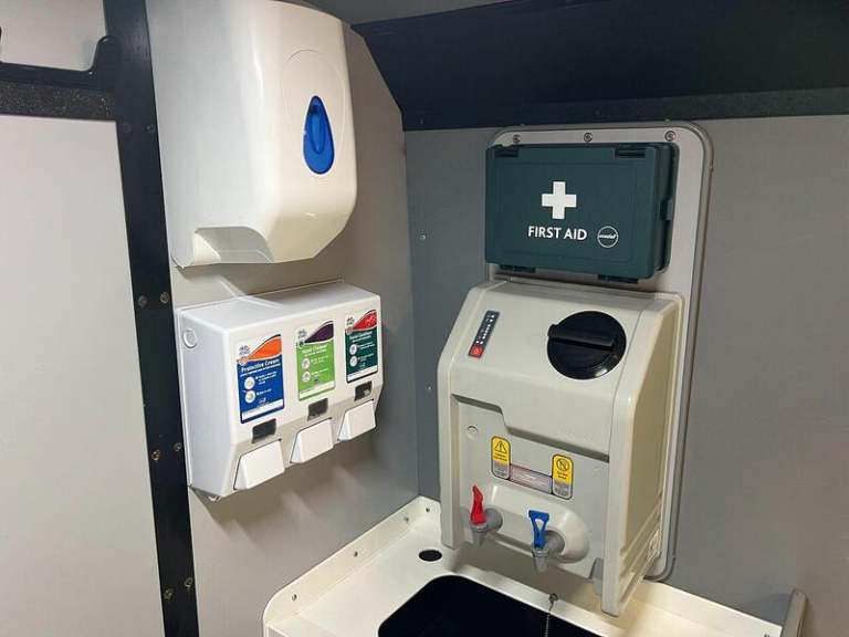 2023 Ford Transit 2.0 EcoBlue 130ps H2 Leader Double Cab Van PANEL VAN DIESEL Manual