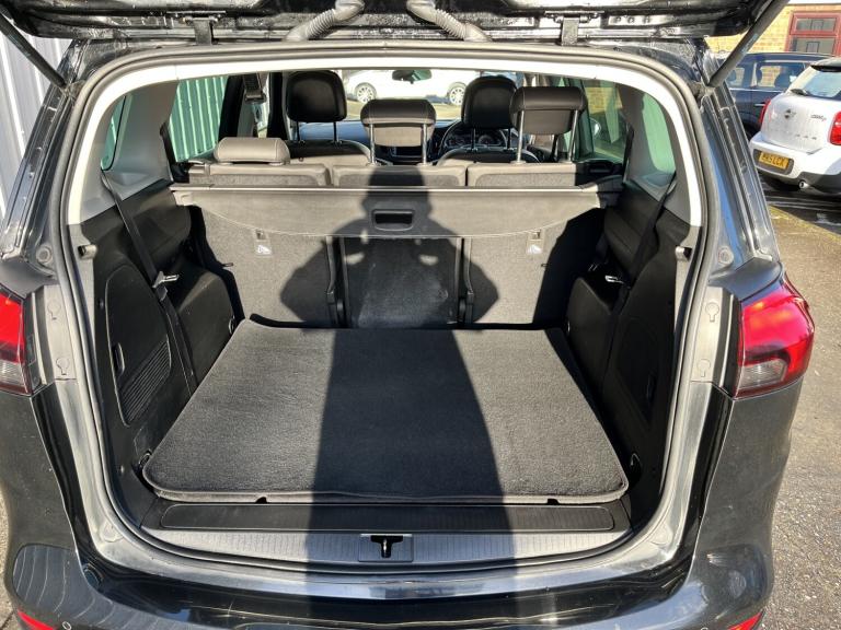 VAUXHALL ZAFIRA TOURER 1.4 i Turbo SRi Nav Black Manual Petrol 2017