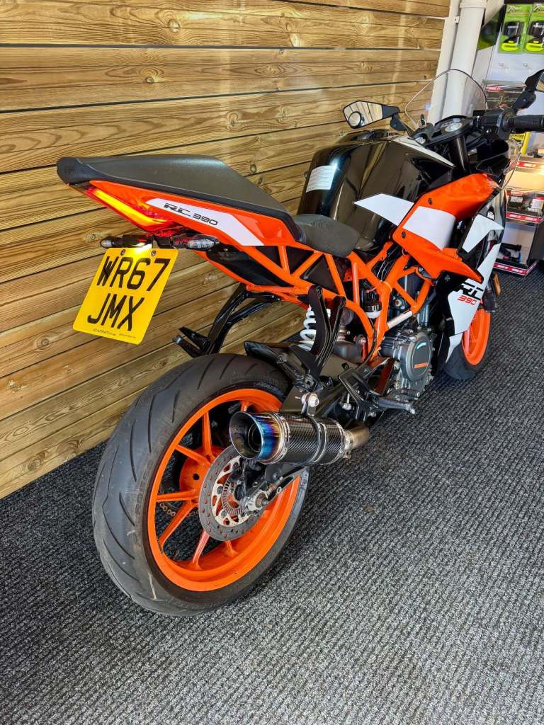 KTM RC 390 / 2017 (67) model / covered 14,395 miles