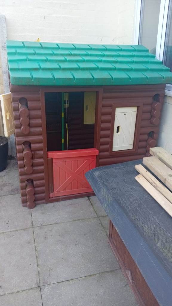 Play house 