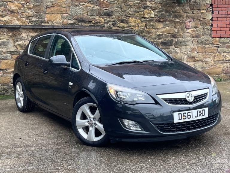 2011 Vauxhall Astra 1.6i 16V SRi 5dr HATCHBACK Petrol Manual