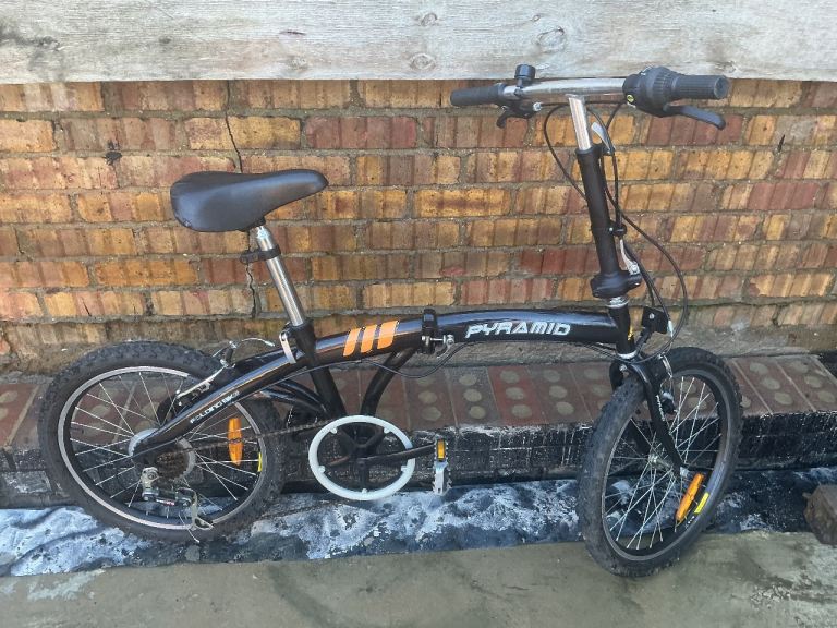 Pyramid folding bike 