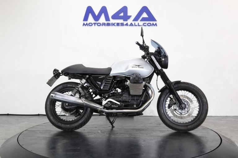 MOTO GUZZI V7 SPECIAL 2015