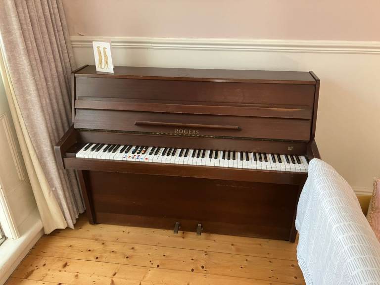 Free Stand up Piano