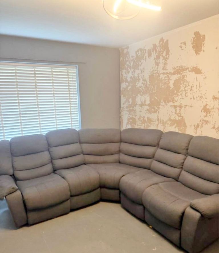 Beautiful Recliner Corner Sofa with Cup Holders 