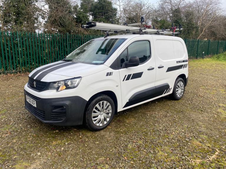 2020 Peugeot Partner 1000 1.5 BlueHDi 100 Professional -- NO VAT - SAT NAV - AIR CON -- PANEL VAN...