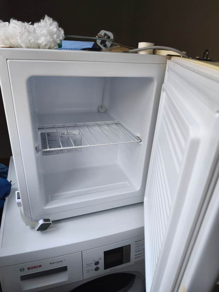 Mini freezer 