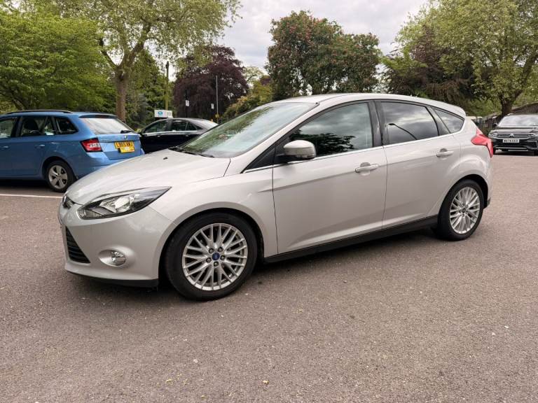 Ford, FOCUS, Hatchback, 2014, Manual, 998 (cc), 5 doors