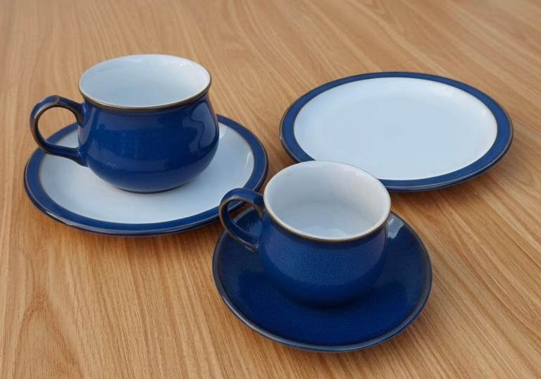 DENBY Pottery Imperial Blue 2x Tea/Coffee Cup & 3 Saucer Set