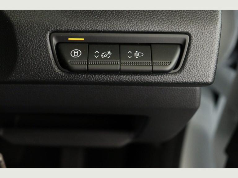 2025 Renault Trafic LL30 Blue dCi 130 Advance [Safety] Crew Van WINDOW VAN DIESEL Manual