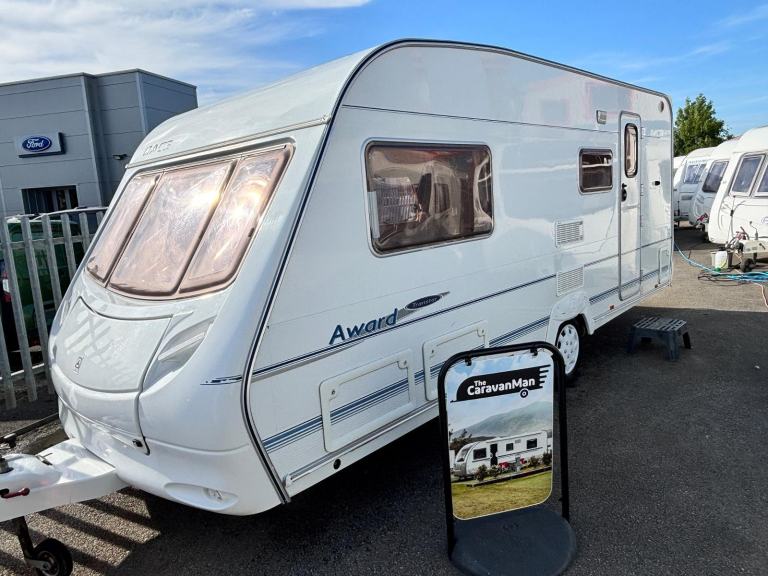 ACE AWARD 4 berth , BUNK BEDS !