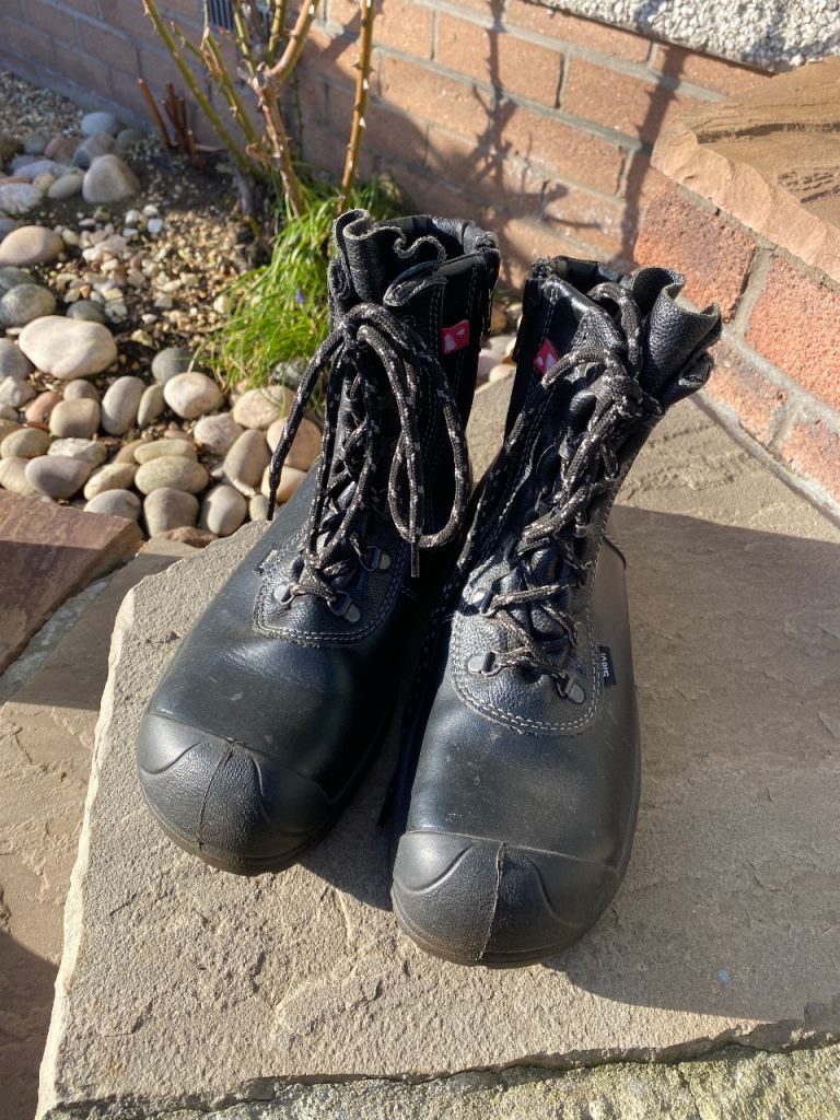 Reduced: Boots unisex. Size 6