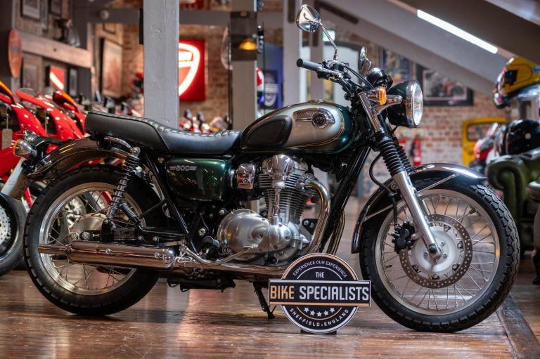 KAWASAKI W800 *Just 1,265 Miles From New - 1 Former Keeper*
