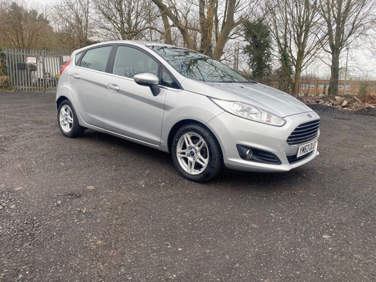Ford, FIESTA, Hatchback, 2014, Manual, 1498 (cc), 5 doors