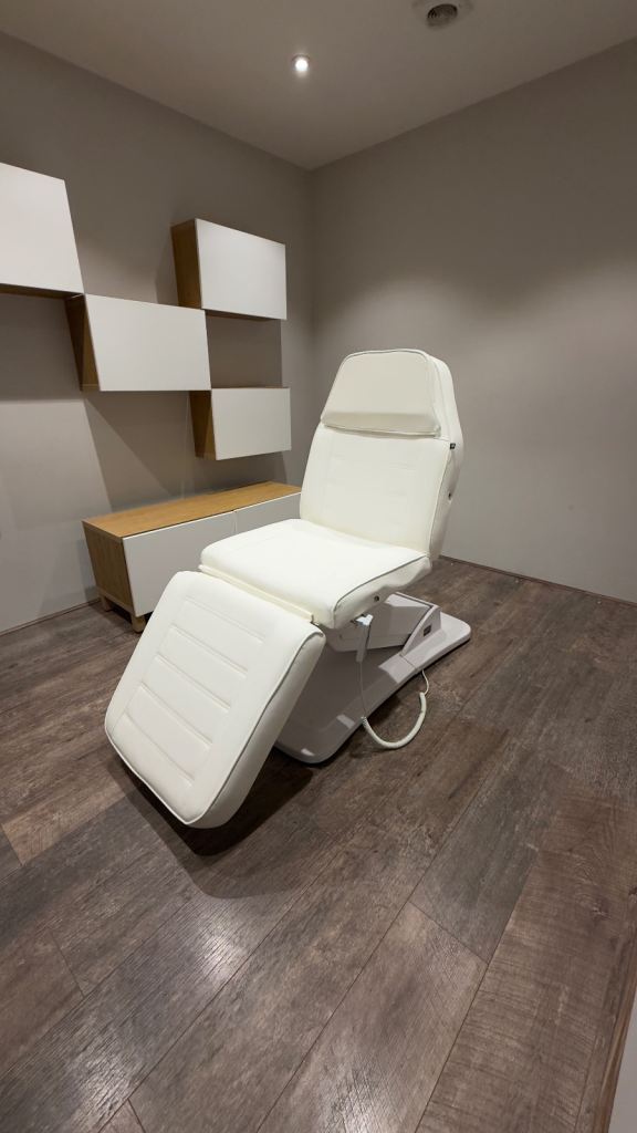 Electric Adjustable Massage Bed