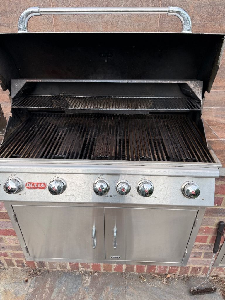 BULL Gas BBQ Grill - Stainless Steel, Good Condition
