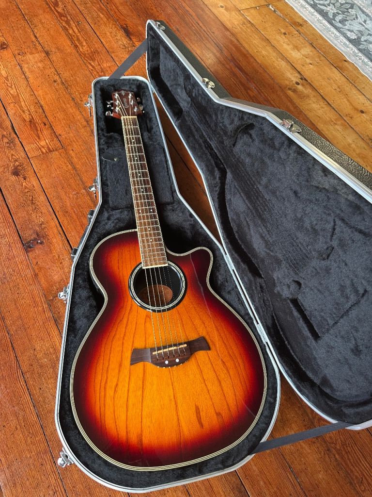 Crafter FX 550EQ Electro-Acoustic Guitar with Gator Hard Case