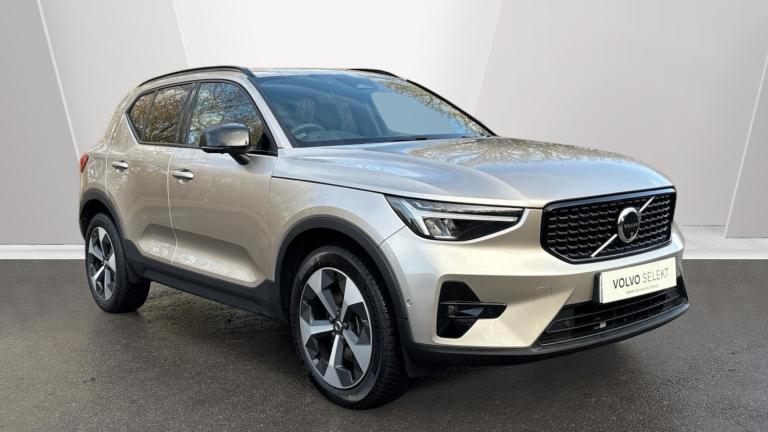 2023 Volvo XC40 2.0 B4P Plus Dark 5dr Auto Petrol Estate Estate Petrol Automatic