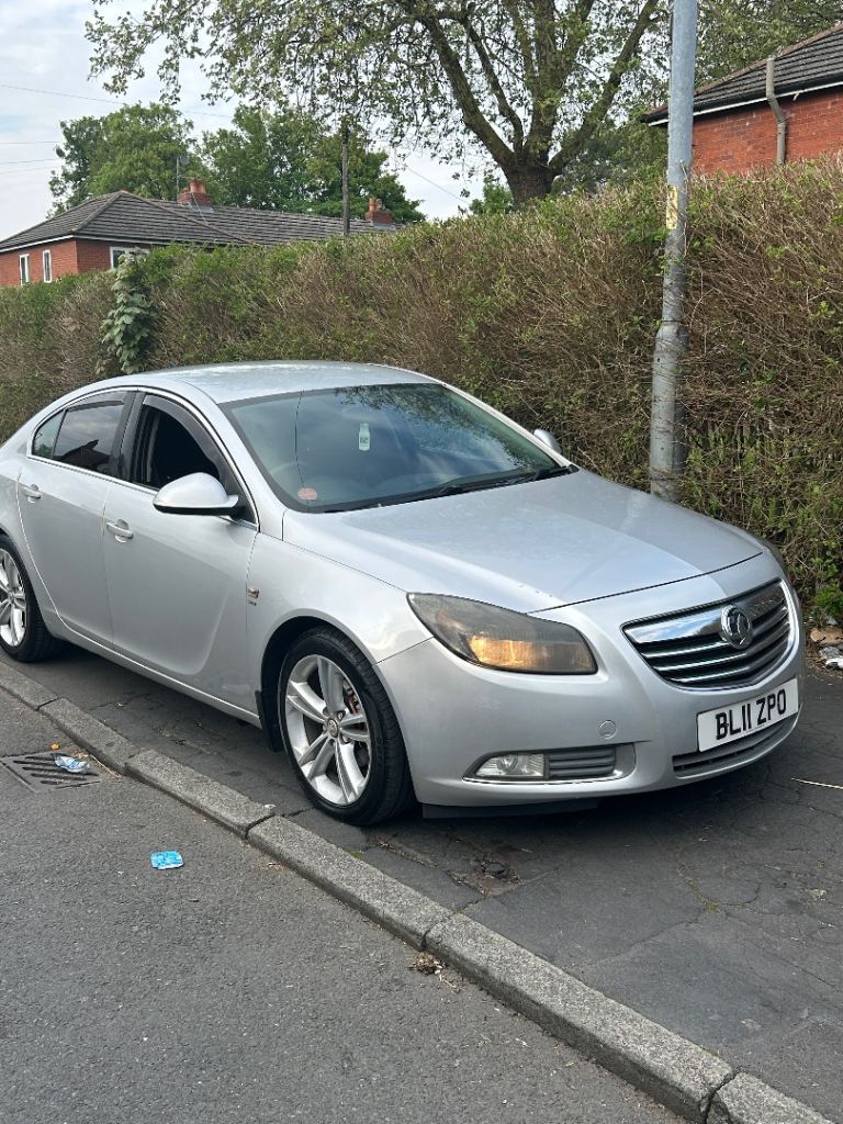 Vauxhall insignia 2.0diesel Sri