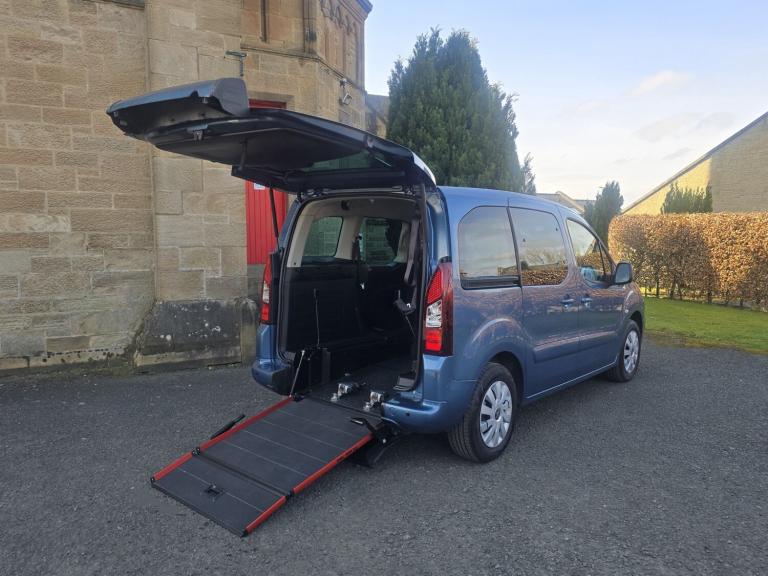 2016 Peugeot Partner Tepee 1.6 BlueHDi 100 Allure = Wheelchair Accessible Vehicle MPV Diesel Manual