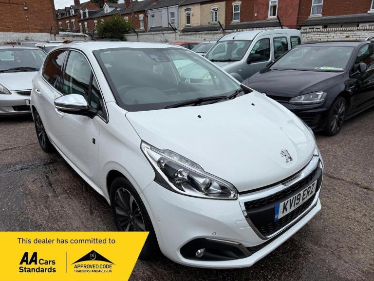 PEUGEOT 208 1.2 PureTech Tech Edition Euro 6 (s/s) 5dr 2019
