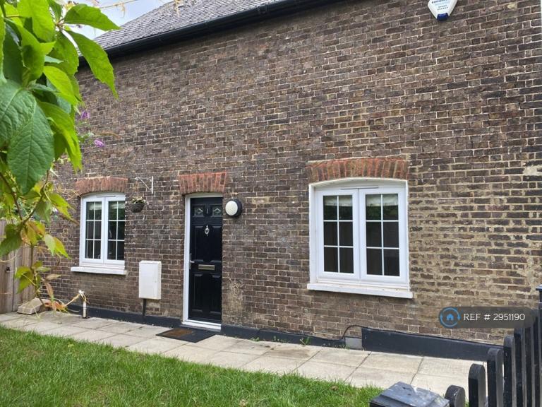 3 bedroom house in Brewery Lane, Twickenham, TW1 (3 bed) (#2951190)