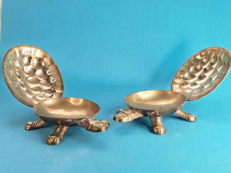  Vintage Lovely Pair of Brass Turtle Bowls / Trinket Dishes,or ashtray. 