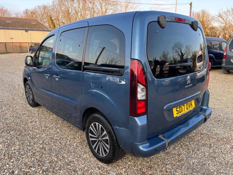 PEUGEOT PARTNER AUTO WHEELCHAIR ACCESSIBLE VEHICLE AUTOMATIC WAV 1.6 2017