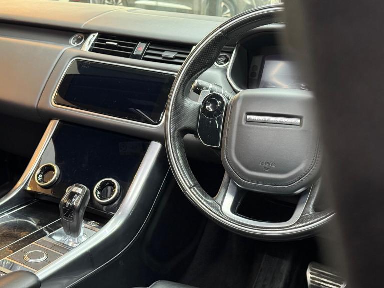 2020 Land Rover Range Rover Sport 3.0 SD V6 Autobiography Dynamic Auto 4WD Euro 6 (s/s) 5dr ESTAT...