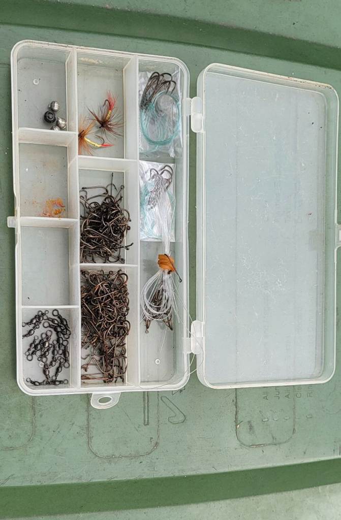Fishing tackle box