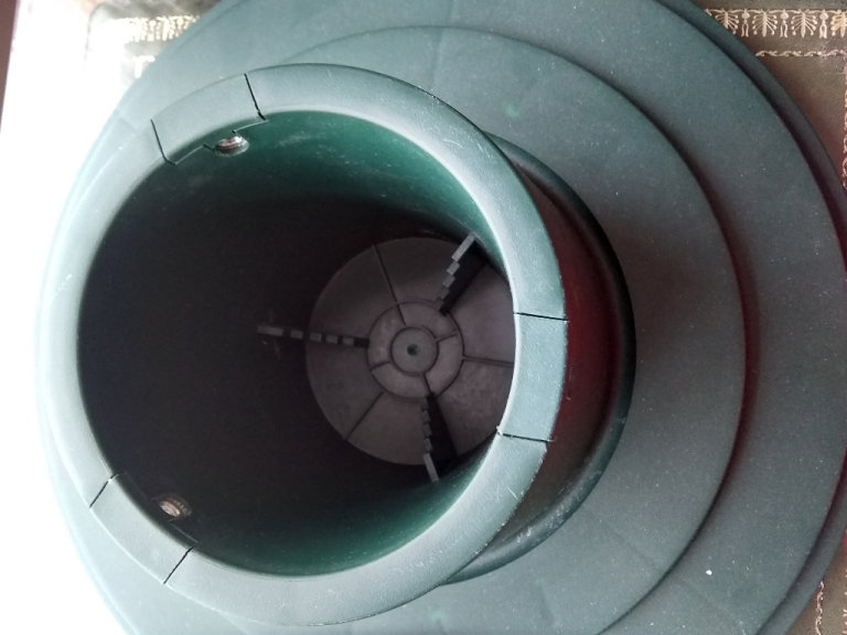 Christmas Tree Stand.  New/Unused