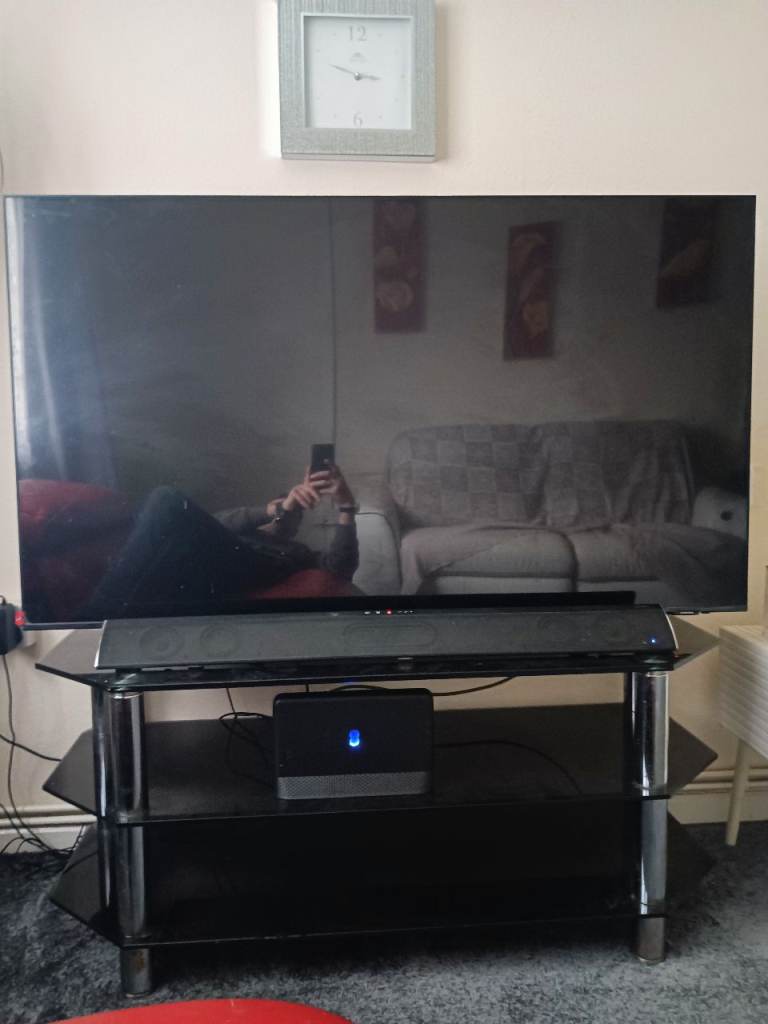 SAMSUNG 55-INCH CRYSTAL 4K SMART TV 2025