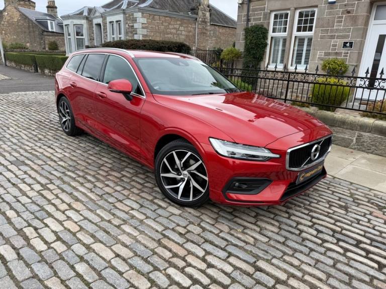 2018 Volvo V60 2.0 D4 Momentum Pro Estate 5dr Diesel Auto Euro 6 (s/s) (190 ps) Estate Diesel Aut...