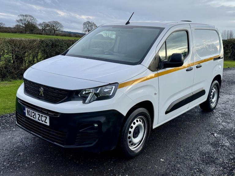 PEUGEOT PARTNER 1.5 BlueHDi 1000 Grip White Manual Diesel 2021