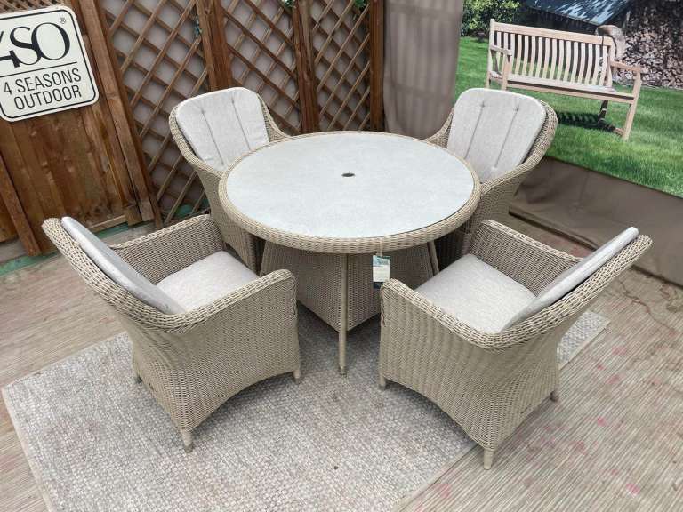 Alexander rose new to clear rrp £1629