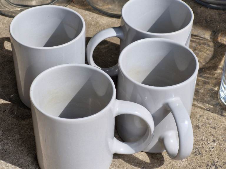 Set of 4 grey Ceramic Mugs