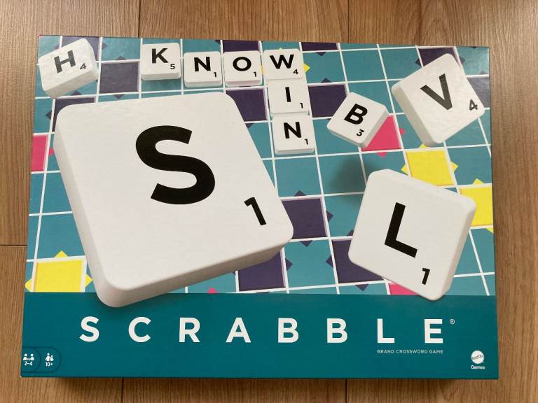 Scrabble Crossword Board Game Set From Mattel English Version, Y9592 