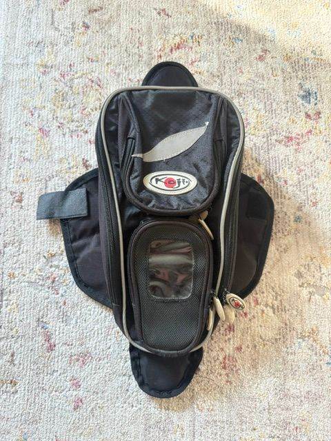 small magnetic tank bag
