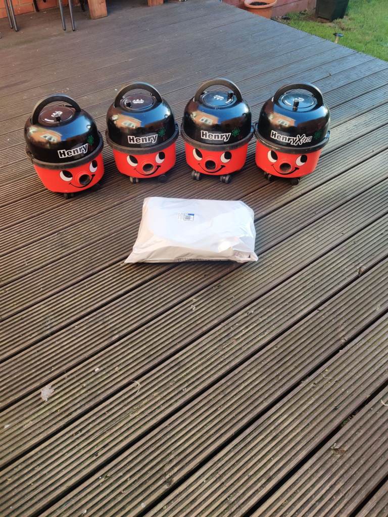 Henry hoover full working coming with new kit 