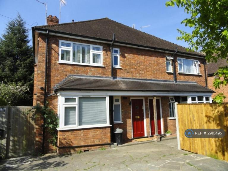 2 bedroom flat in Bradbourne Road, Sevenoaks, TN13 (2 bed) (#2910495)