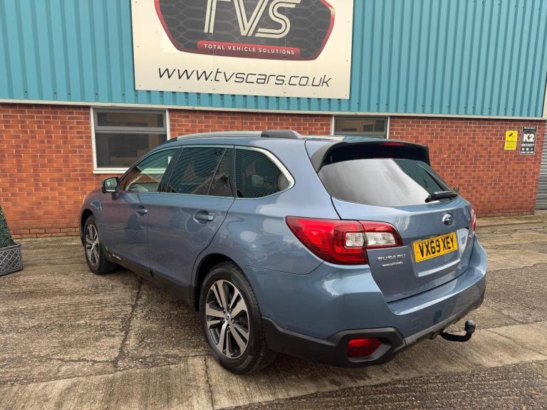  Subaru Outback 2.5i SE Premium Lineartronic 4WD Euro 6 (s/s) 5dr Petrol Automatic