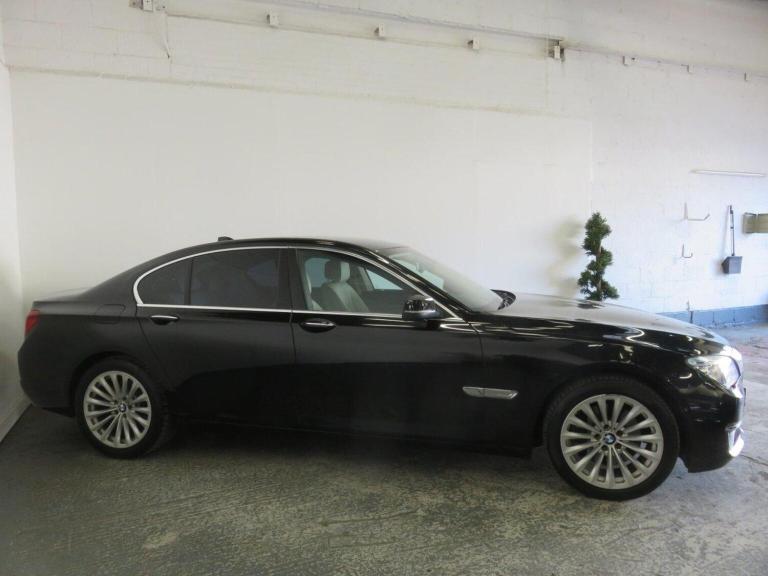 BMW 7 SERIES 3.0 730d SE Saloon Black Auto Diesel 2013
