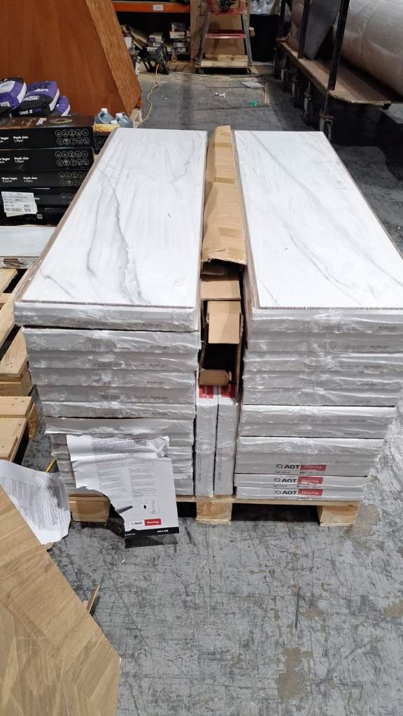 AGT Mood XLarge Mare 10mm Laminate Flooring | FREE DELIVERY OVER £495