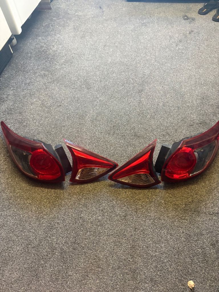 Tail lights
