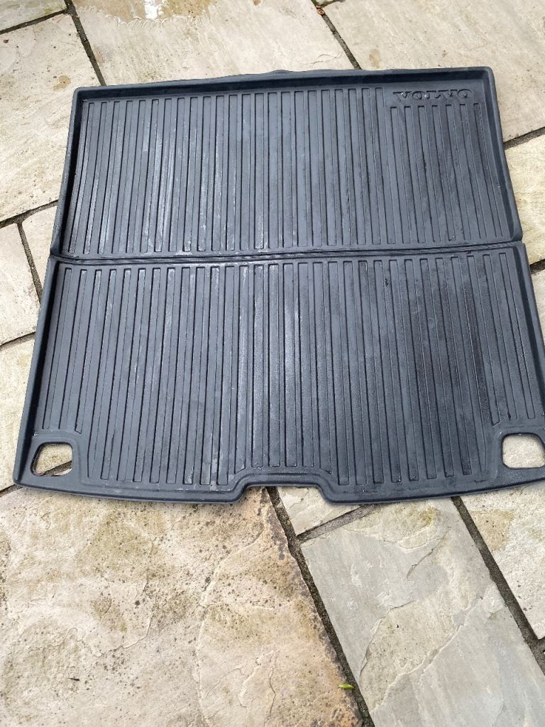 V60 boot liner