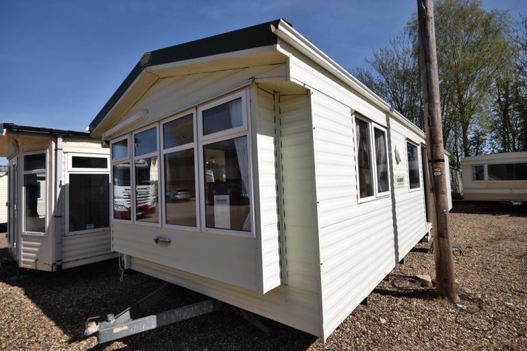 2011 Willerby Salisbury | 38x12 | 3 bed Static Caravan | Winterpack | OFF SITE