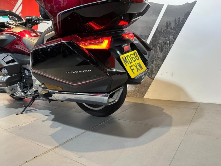 Honda GL 1800 Goldwing DCT Tour 2019 with 13,201 miles 