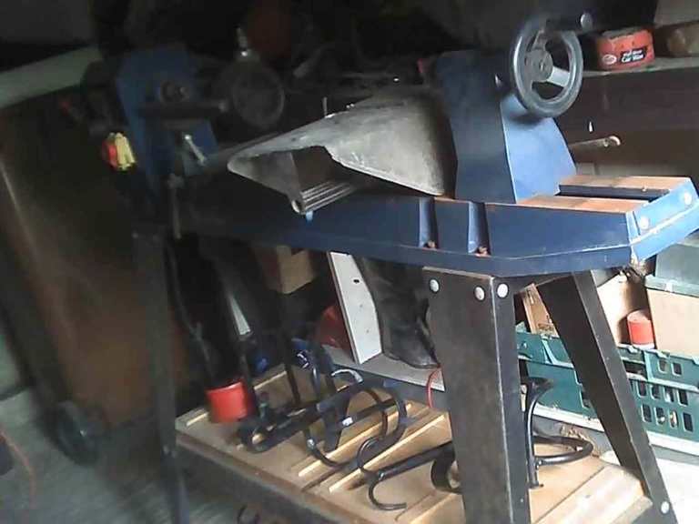 BLUE 'HILKA' WOOD LATHE. IN GOOD WORKING ORDER. VIEWING - COLLECTION ...