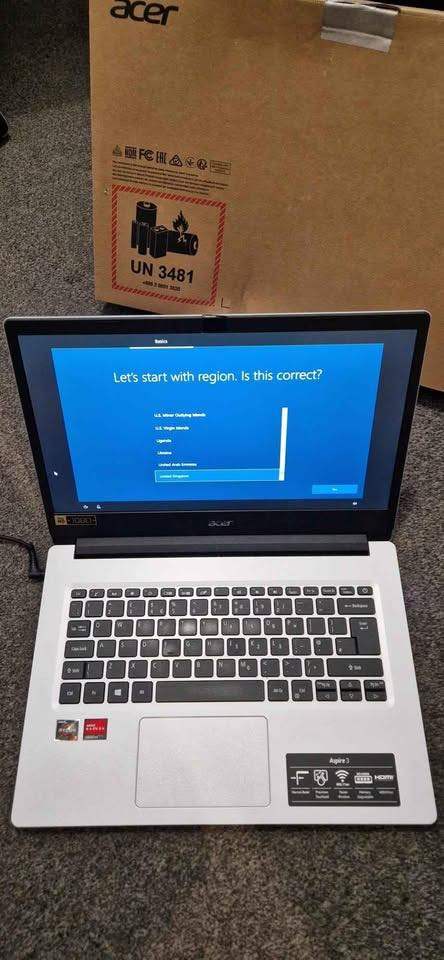Acer Aspire 3 Laptop, Windows, 8GB RAM, 128GB SSD, like new!