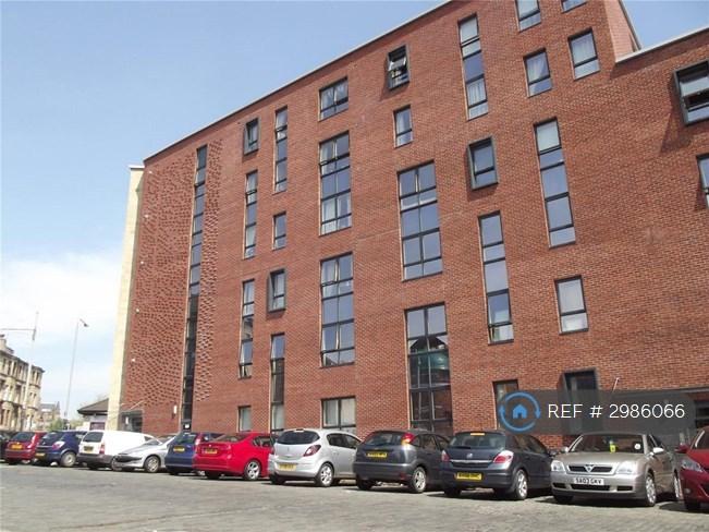 2 bedroom flat in Lymburn Street, Glasgow, G3 (2 bed) (#2986066)